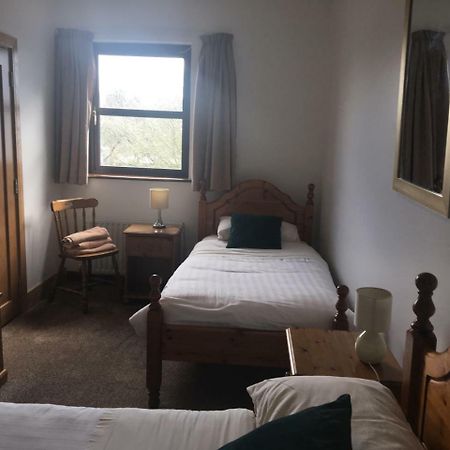 Dalys Accommodation Kilkenny Extérieur photo