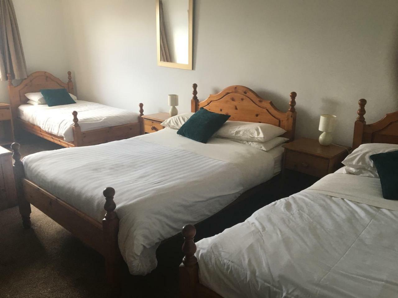 Dalys Accommodation Kilkenny Extérieur photo