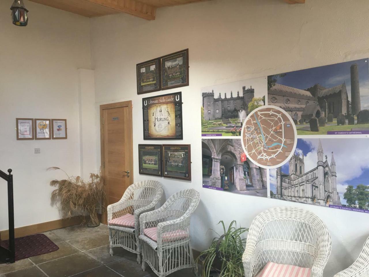 Dalys Accommodation Kilkenny Extérieur photo